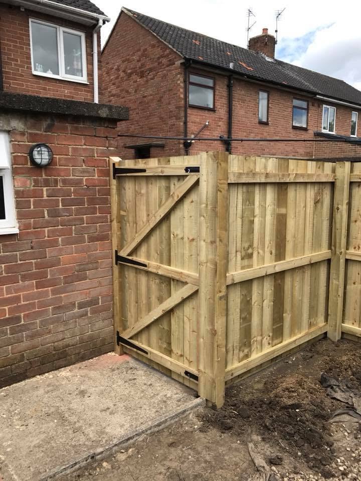 Bespoke Heavy Duty Timber Gate and Fence